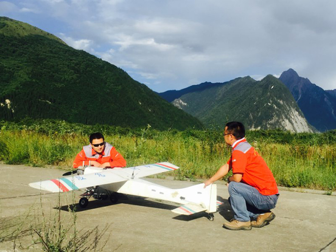 航測無人機助力九寨溝災(zāi)區(qū)成功獲取首批震后高分辨率影像 航測無人機助力九寨溝災(zāi)區(qū)成功獲取首批震后高分辨率影像